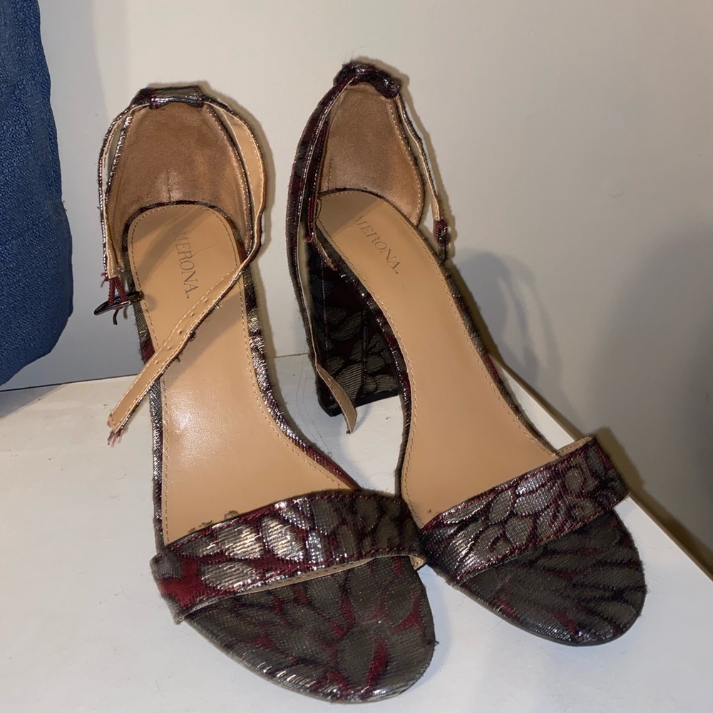 heels 👠 - Picture 3 of 12